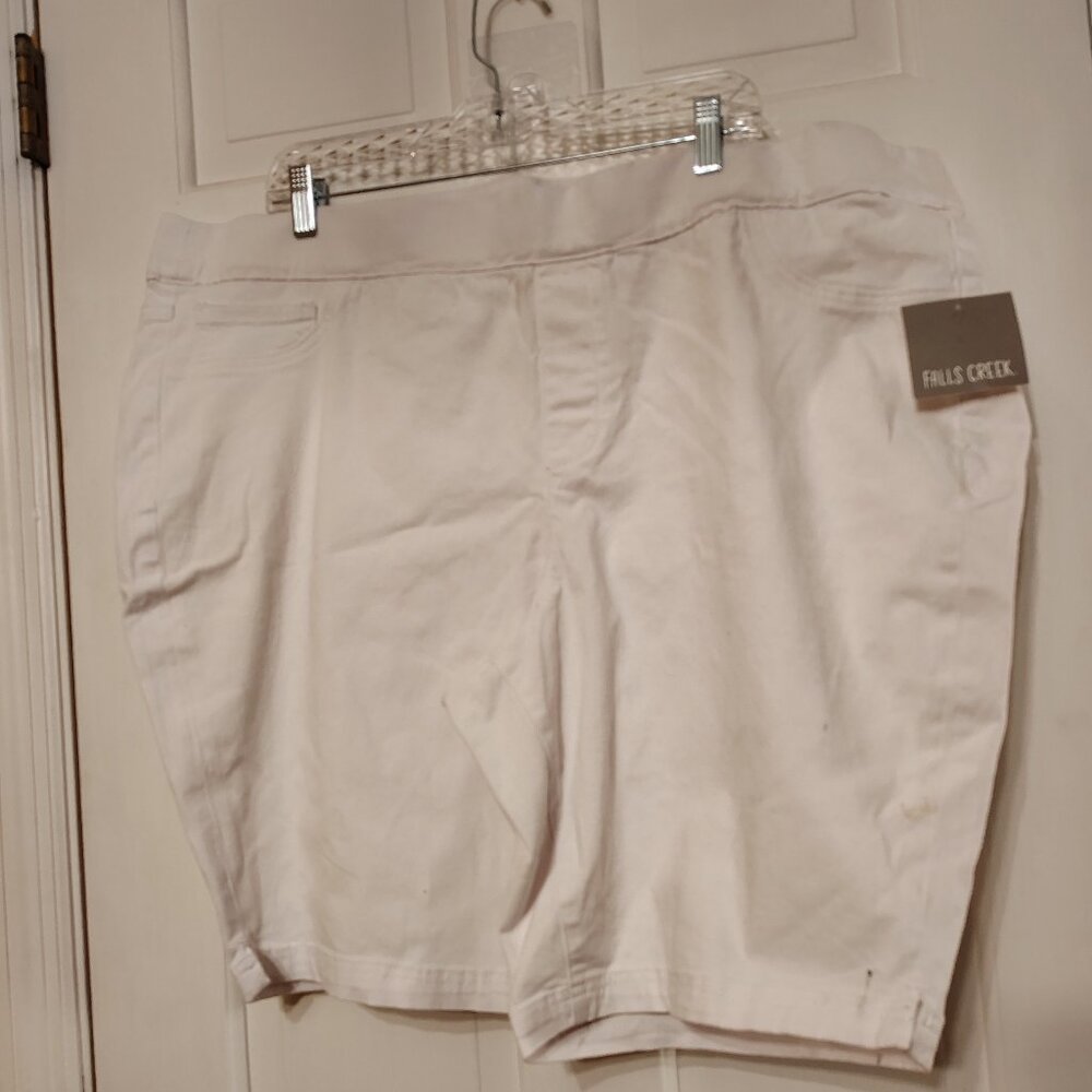 womens shorts